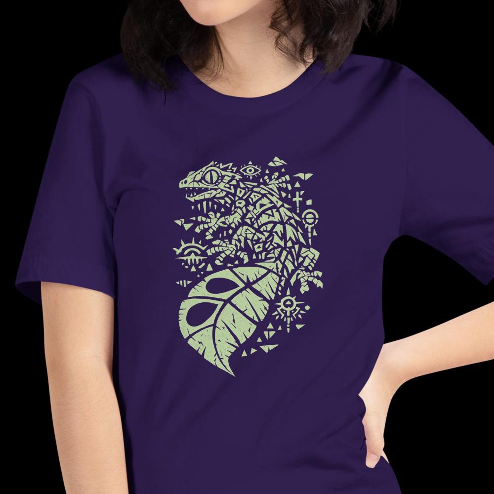 Leaf-Tailed Gecko T-Shirt, Geometric Tribal Lizard Tee, Botanical Reptile Apparel XL