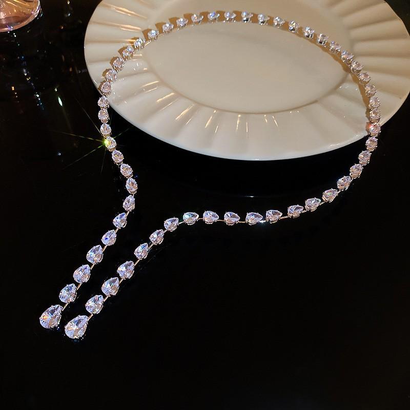 Elegant Rhinestone Flower Tassel Necklace for Women - Stylish Geometric Water Drop Design