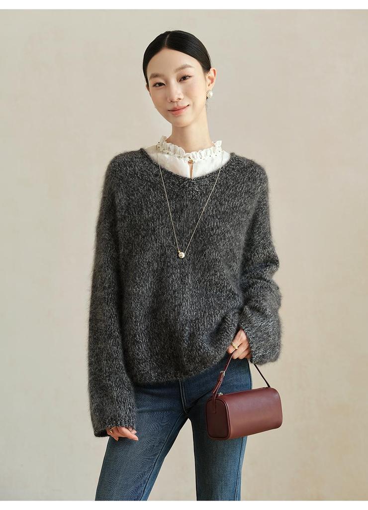 Retro V-Neck Lambswool Cashmere Bouclé Sweater