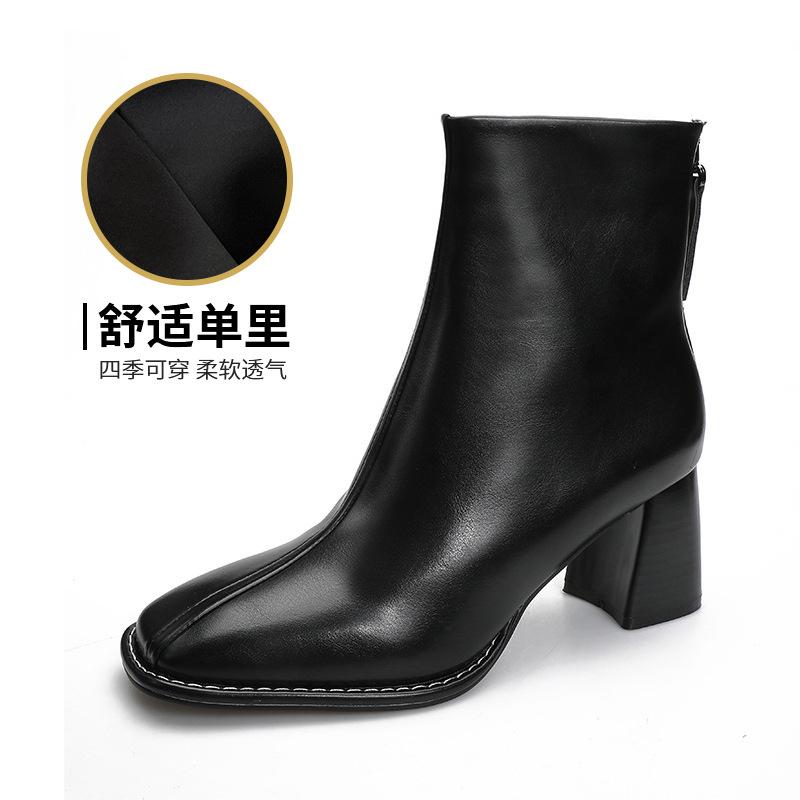 2024 осень и зима новые короткие сапоги на высоком каблуке женские корейские версии сапог на толстом каблуке детские квадратные ботильоны с застежкой-молнией сзади ботинки Martin 34 чёрный 6819₽