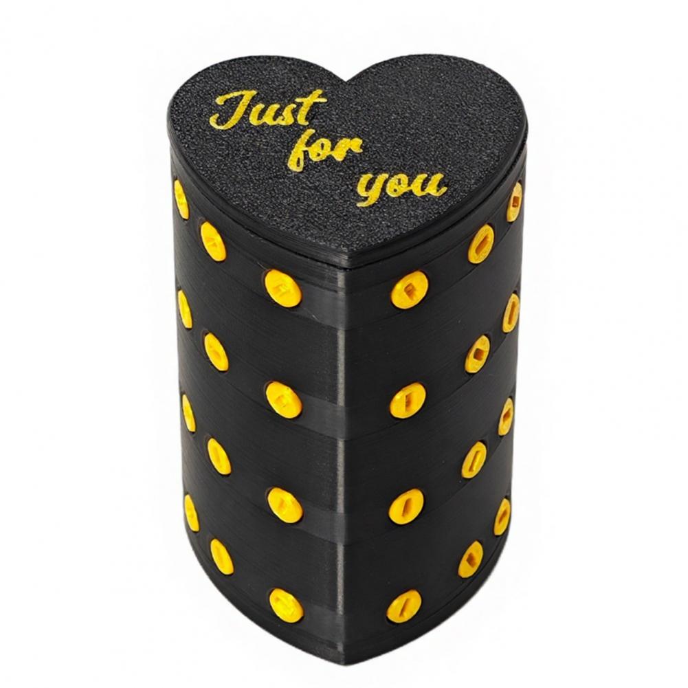 Prank Gift for Friends Funny Valentine's Day Gift Gift Box with Screws 3d Printed Heart-shaped Present Container for Parties