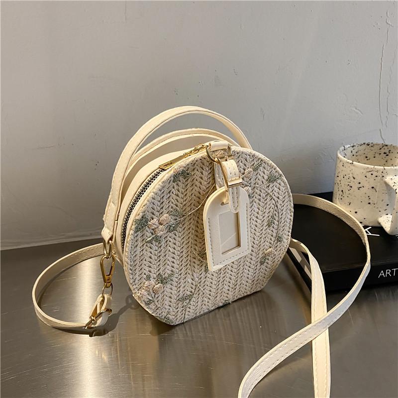Trend Woven Flower Mini Circle Bag With Zipper Closure For Daily Fashion