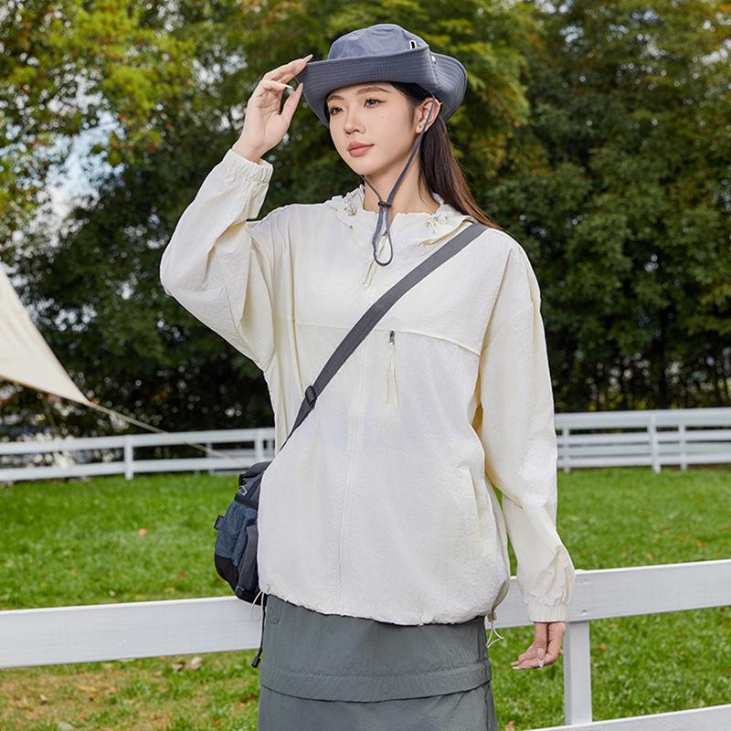 

UPF50+ Lightweight Quick-Dry Sun Protection Clothing for Outdoor Men and Women: Breathable, Anti-UV for Hiking and Mountaineering L