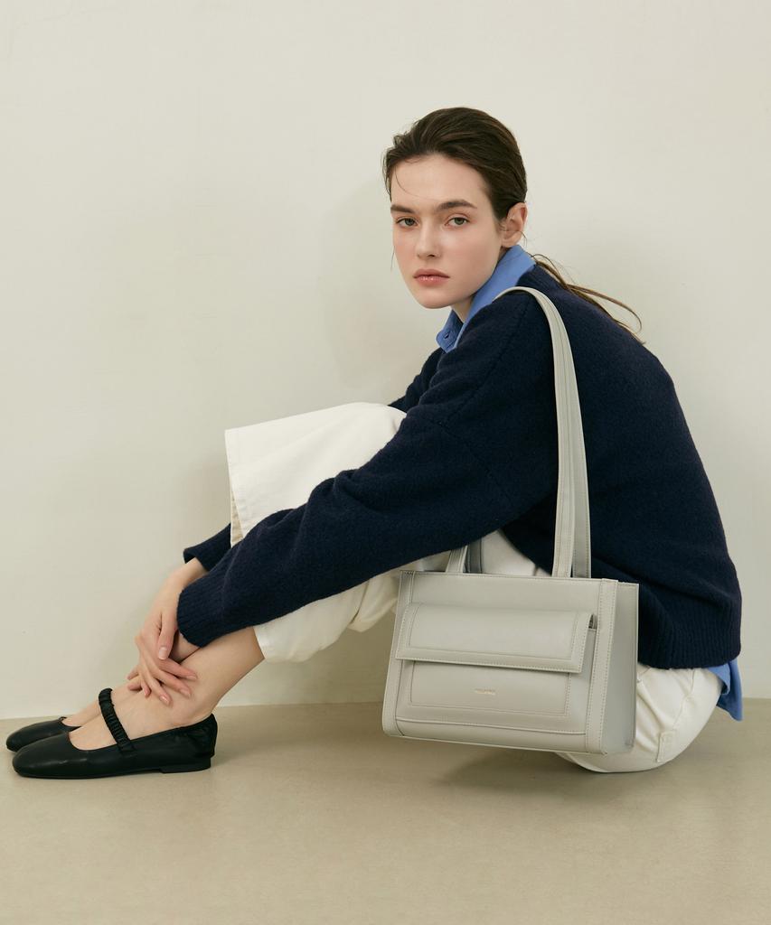 Mclanee 571 Barco Shoulder Bag