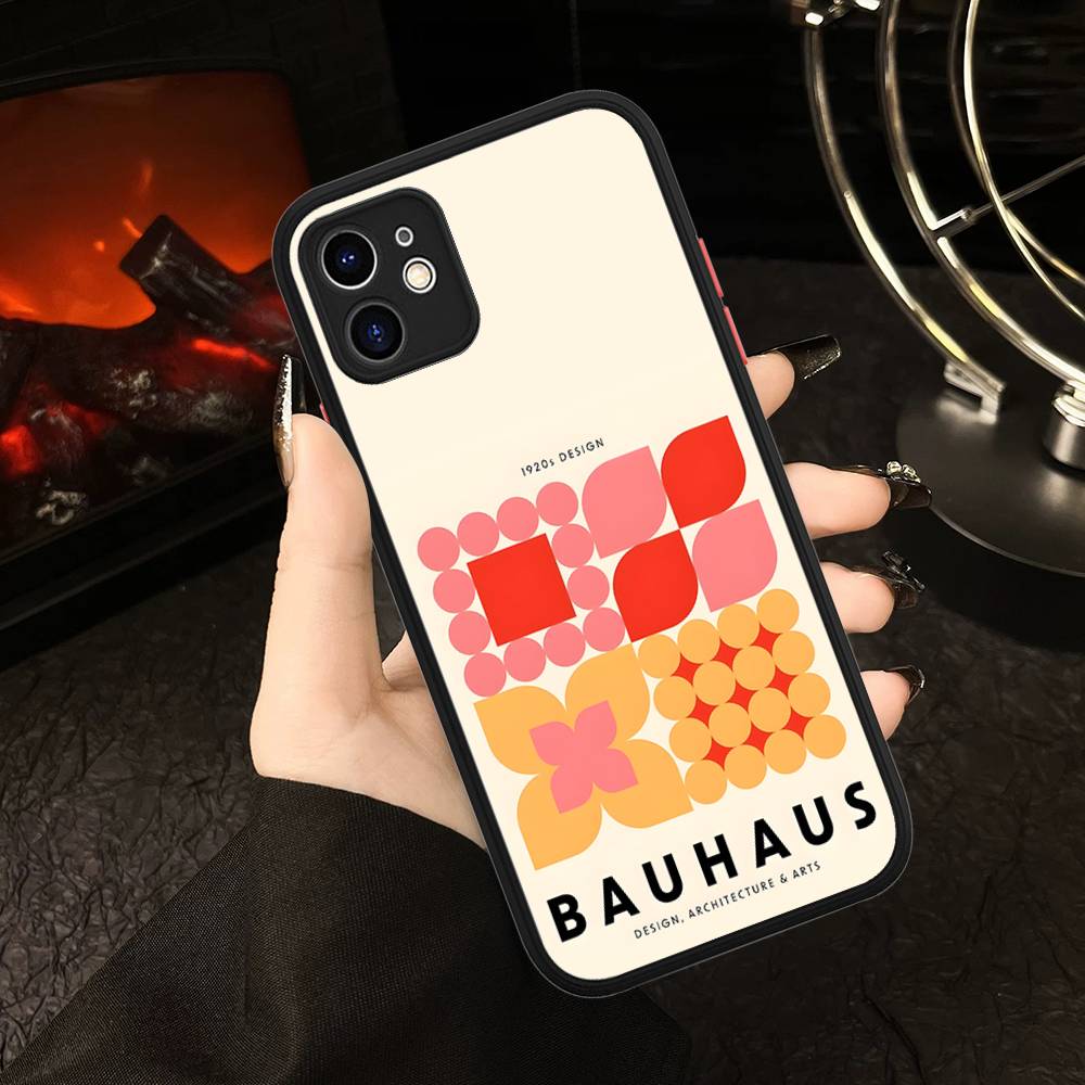 Game L-Life I-Is S-Strange For IPhone 16 15 13 12 14 11 Pro Max X XS MAX Color Case Matte Silicone Phone Cover