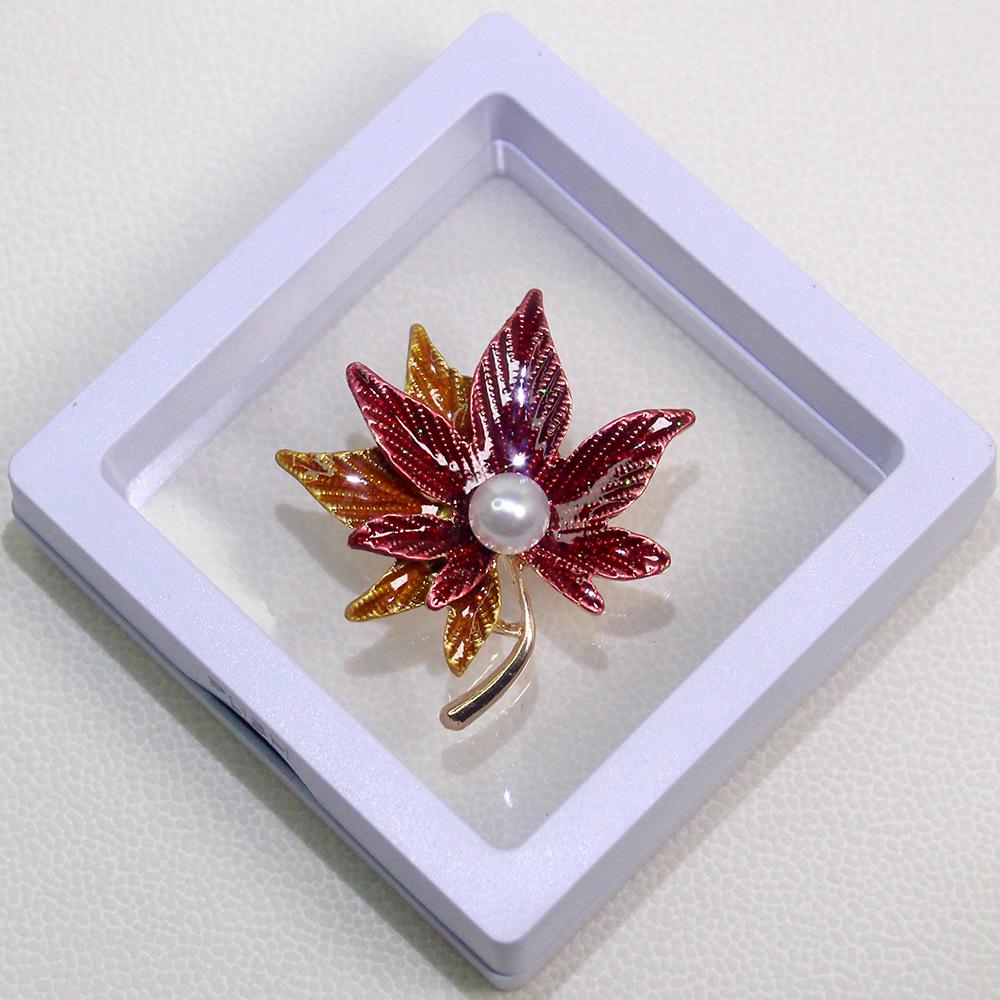 Exquisite Pearl Scarf Buckle: Rhinestone Butterfly Brooch & Bow