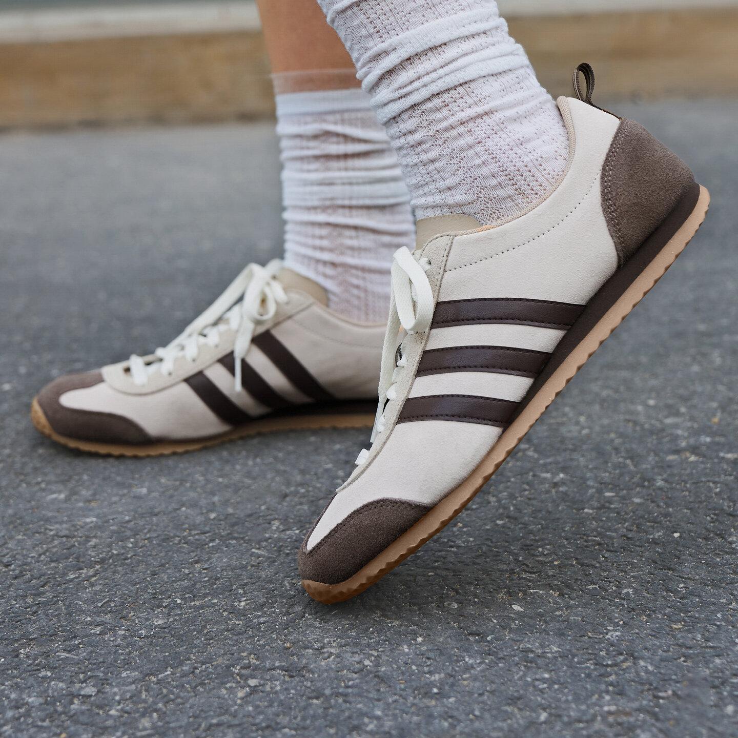 

adidas VS Jog 2.0 Halo Ivory Brown 36