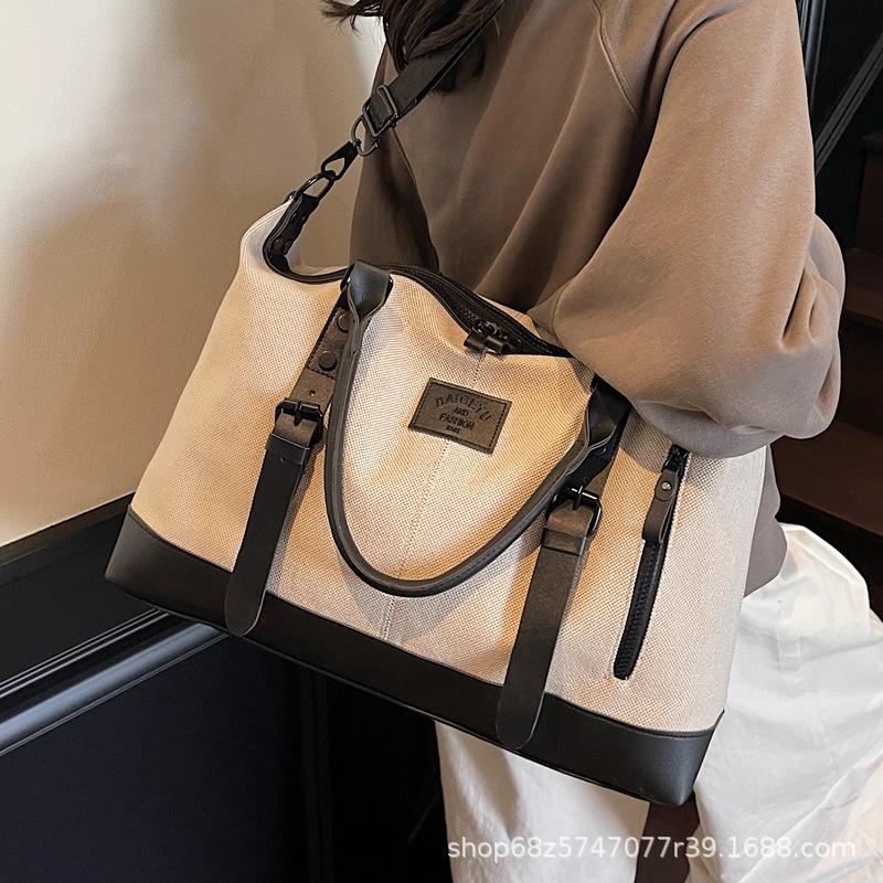 2025 New Large-capacity Short-distance Handbag Sports Fitness Yoga Shoulder Bag Light Business Messenger Bag