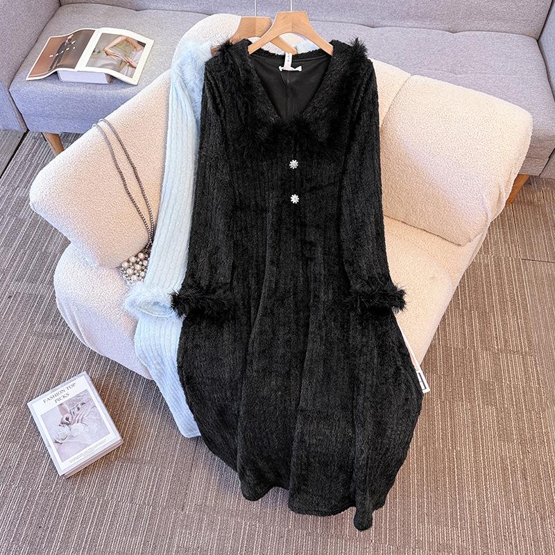 Plus-size Women's Fall/winter Slimming Knitted Dress, Versatile Long Dress, Long-sleeved Inner Layer Dress