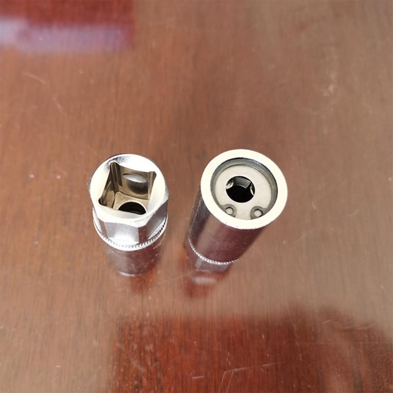 Pack of 4 Sturdy Steel Screw Extractors Kit Universal Removal Tool For Damaged Nut and Bolts