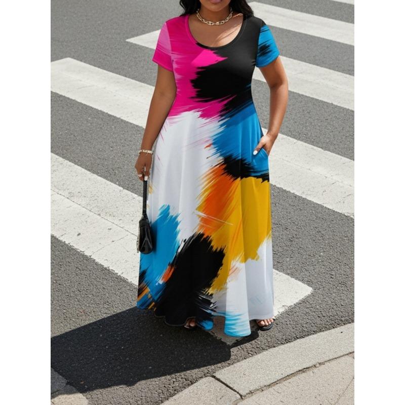 Plus Size - A Chic and Versatile Long Dress Featuring an Elegant Abstract Brushstroke Design.