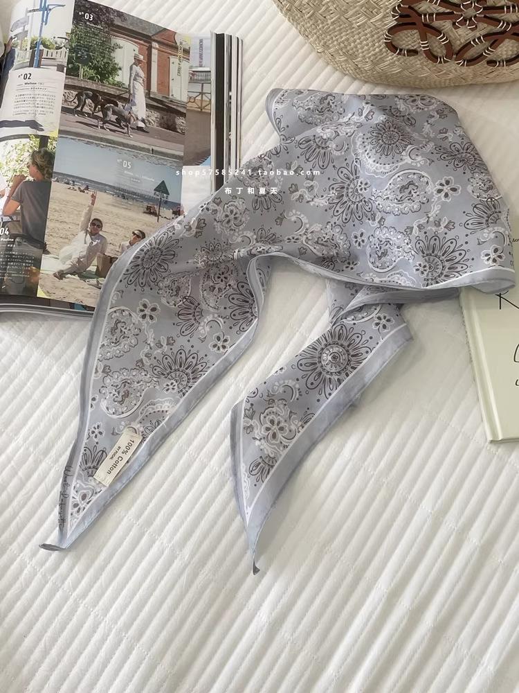 Leopard Print Silk Scarf Cotton Silk Scarf Triangle Scarf With Shirt Tie Neck Scarf High-End Shawl Triangle Scarf Belt Women