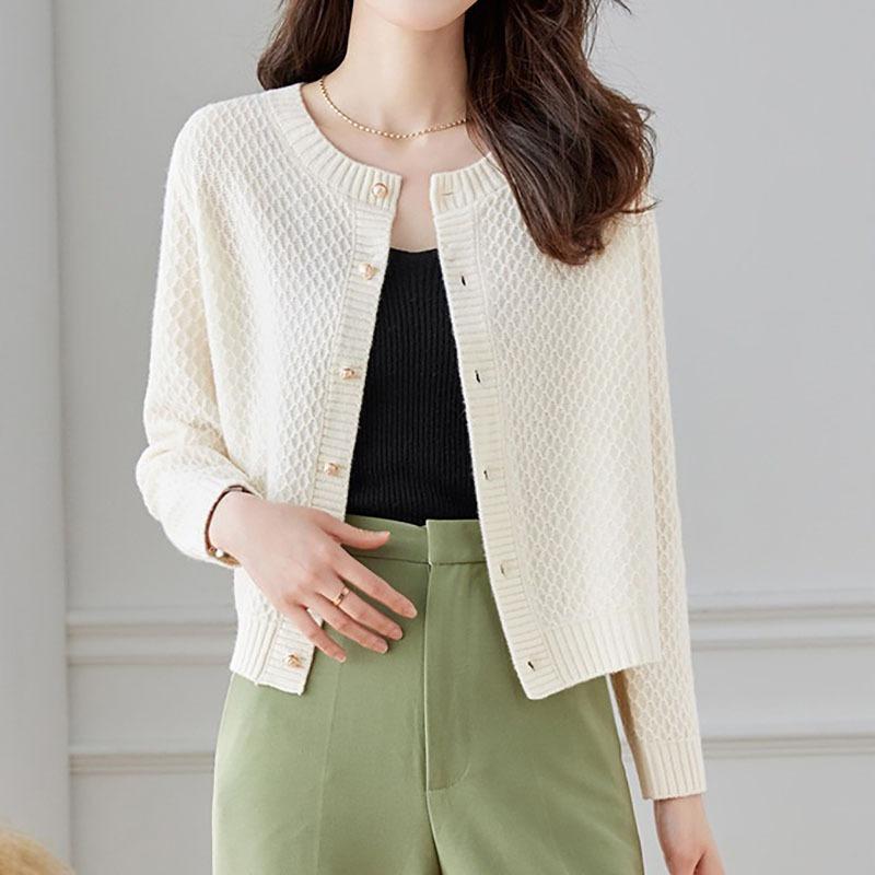 Knitted cardigan women's autumn new texture short outer soft waxy sweater high-end coat solid color versatile