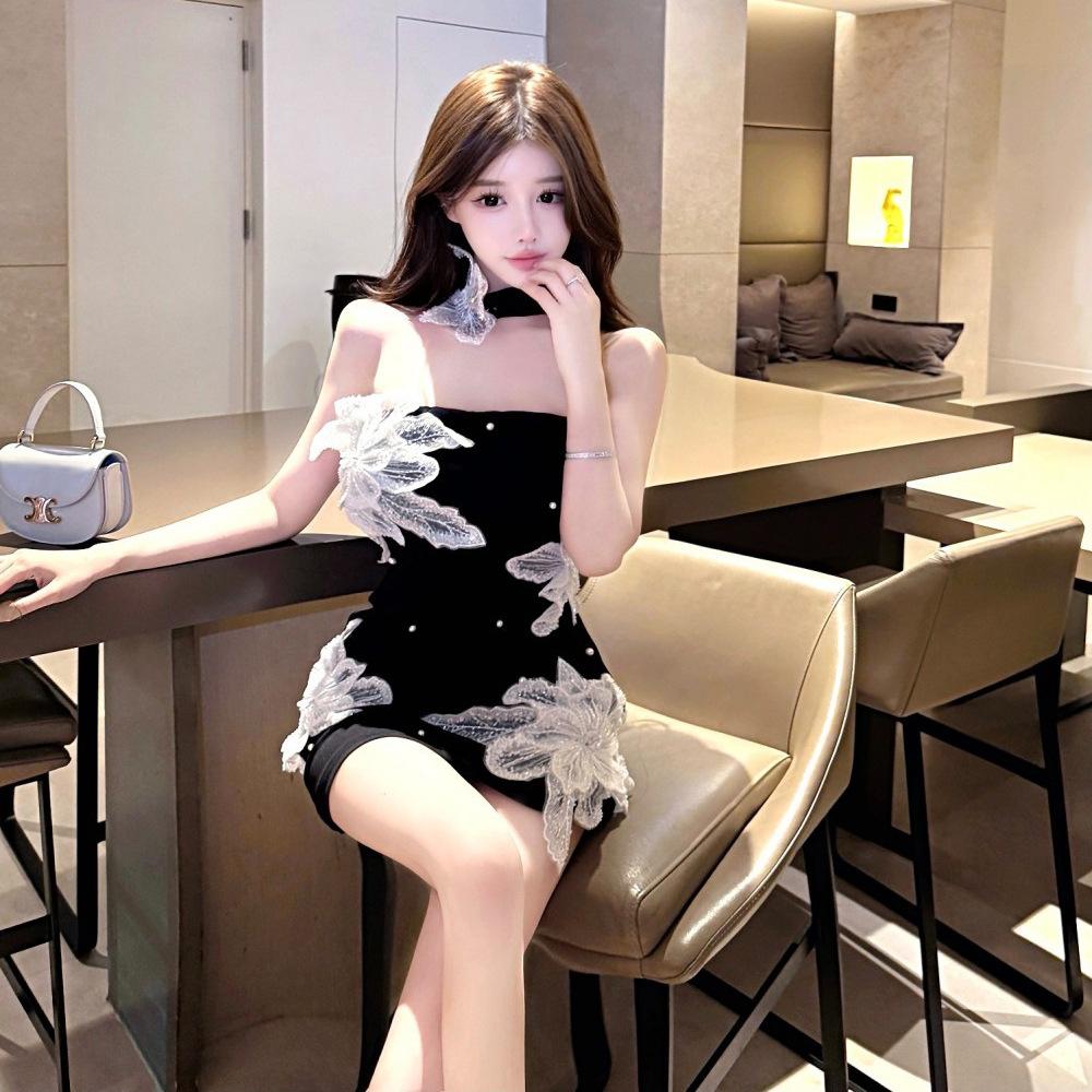 New Temperament Royal Sister High-end Sense Nail Beads Millennials Flower Tube Top Hip Dress Design
