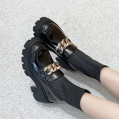 Modische Schuhe für Damen 2024 Modische Pumps für Damen im Frühling und Herbst mit runder Spitze und Kette, solide Mittelrohr-Plattform, klobige Absätze