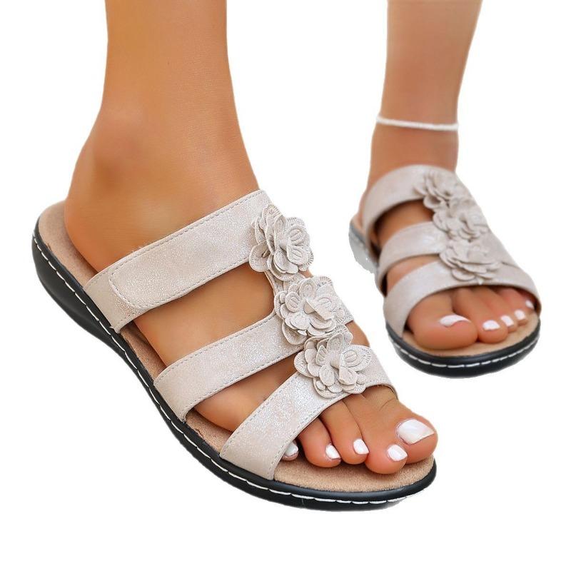 Summer sandals new hollow flat-bottomed fish mouth flower casual and comfortable sandals women's large size 43