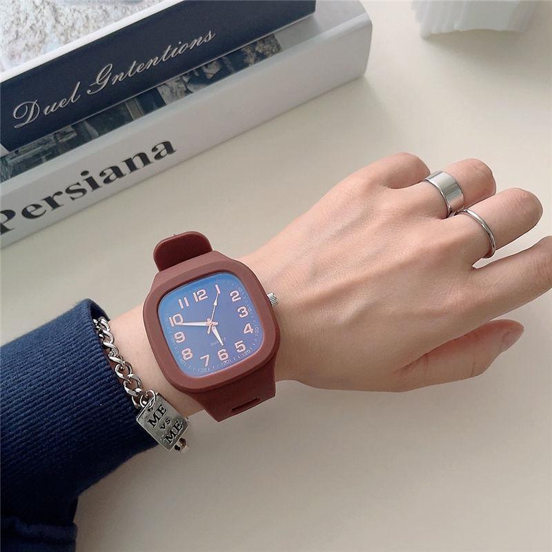 Korean Simple Square Quartz Digital Dial Casual Wrist Watches Rubber Strap Student Couple Watch Waterproof Wristwatch for Men and Women