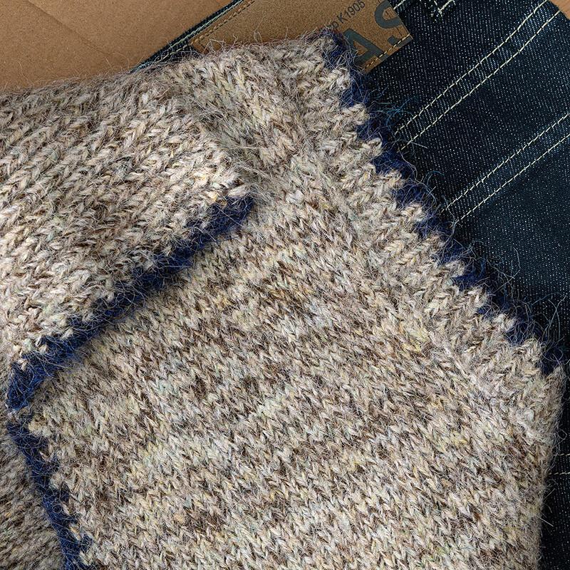 Women's Wool-Blend Lapel Knit Vest