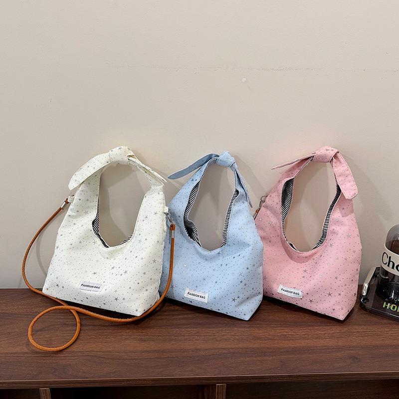 Große Kapazität Stern Schultertasche Neue gefaltete Handtasche Pendler Einfache Mädchen Tragetasche