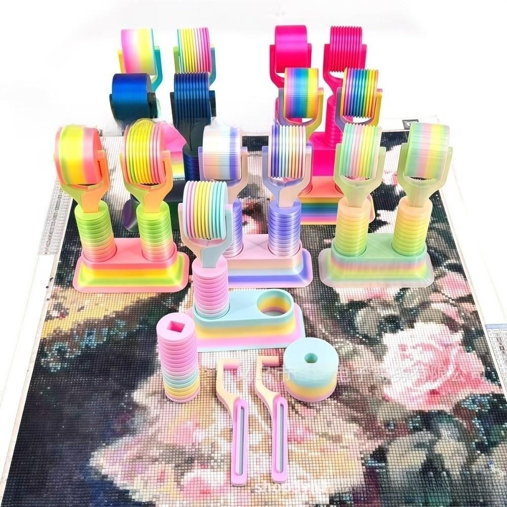 Strumento Rullo per Pittura Diamante Fai da Te Ricamo con Base di Conservazione Rullo Rinforzante per Applicazione Diamanti Quadrato Strass Stampato 3D