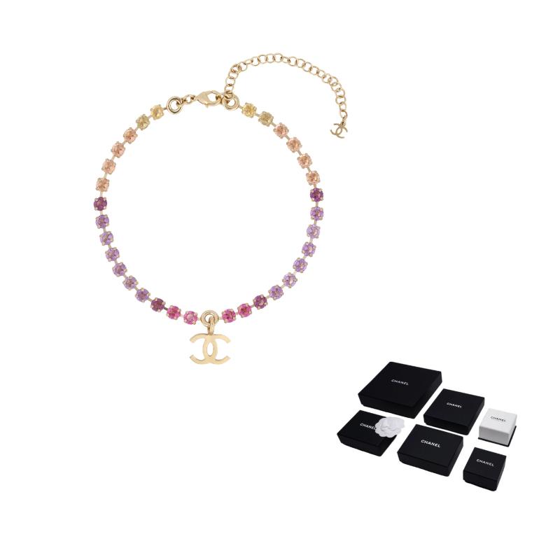 

CHANEL Double C Double C decoration metal and rhinestone necklace women s gold/pink золотий