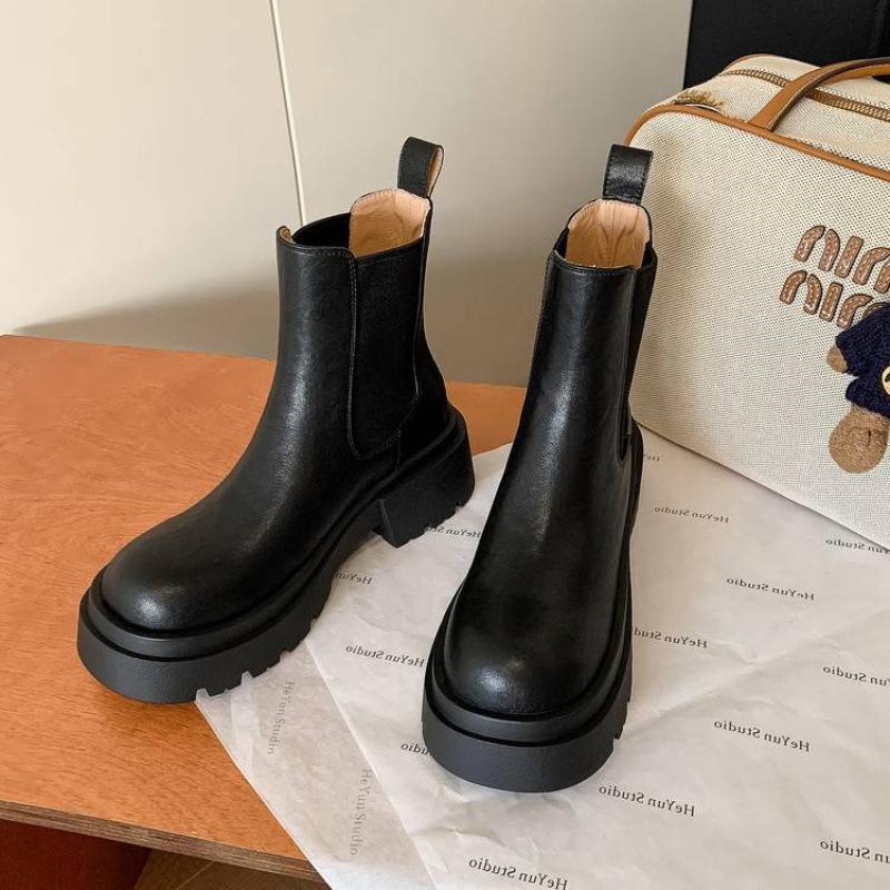 

New women s Martin boots solid color thick-soled non-slip medium heel large size women s boots sleeve autumn and winter cowhide low boots women 40 чёрный