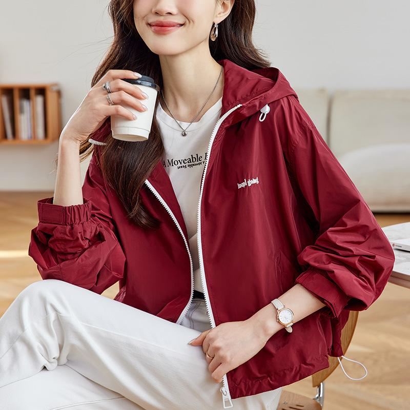 Red Hooded Jacket for Women In Spring and Autumn Latest Tops for Outdoor Activity Everyday Small Jacket