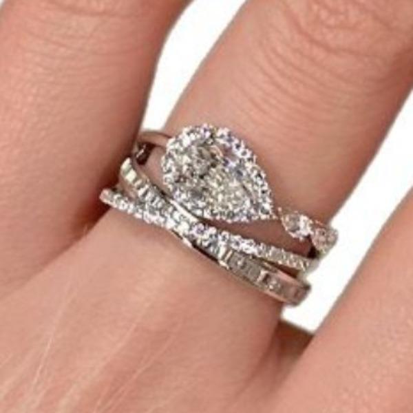 French Light Luxury High-End Multi-Layer Water Drop Diamond Ring Cross-Wound Niche Design Exquisite Luxury Index Finger Ring