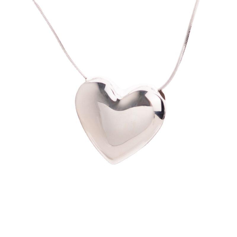 Three-Dimensional Glossy Love Necklace Female Niche Simple Heart-Shaped Peach Heart Neck Chain Collarbone Chain
