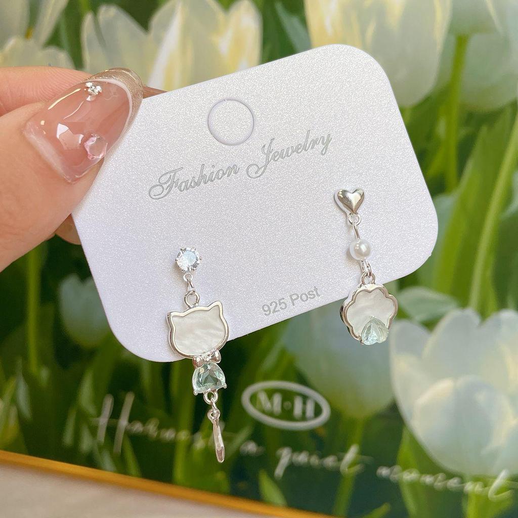 Exquisite Zircon Tassel Cat Earrings for Women - Silver Needle Geometric Cute Niche Style