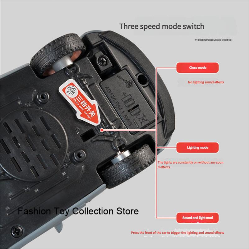 1/32 BWM-M8 Alloy Car Model High Simulation Diecasts Toy with Sound and Light Pull Back Vehicles Decoration Toys for Kids