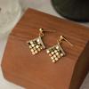 Geometric Rhombus Sequined Flash Diamond Earrings Light Luxury Niche Design Versatile High-end Celebrity Stud Earrings Femininity Earrings