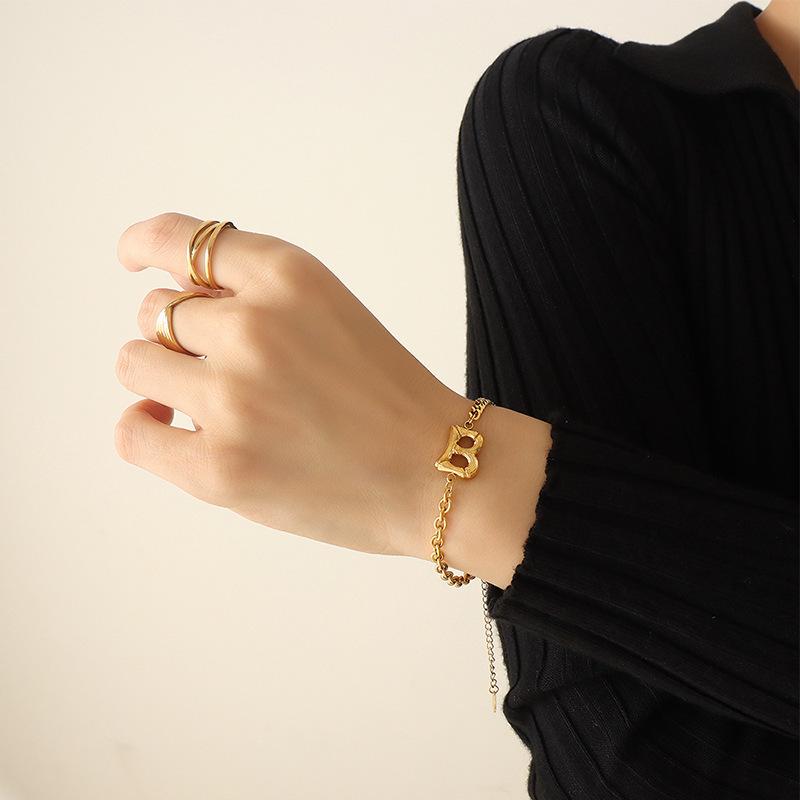 Unisex Hip Hop Geometric Golden  B  Cuban Chain Bracelet, Titanium Steel Gold-Plated
