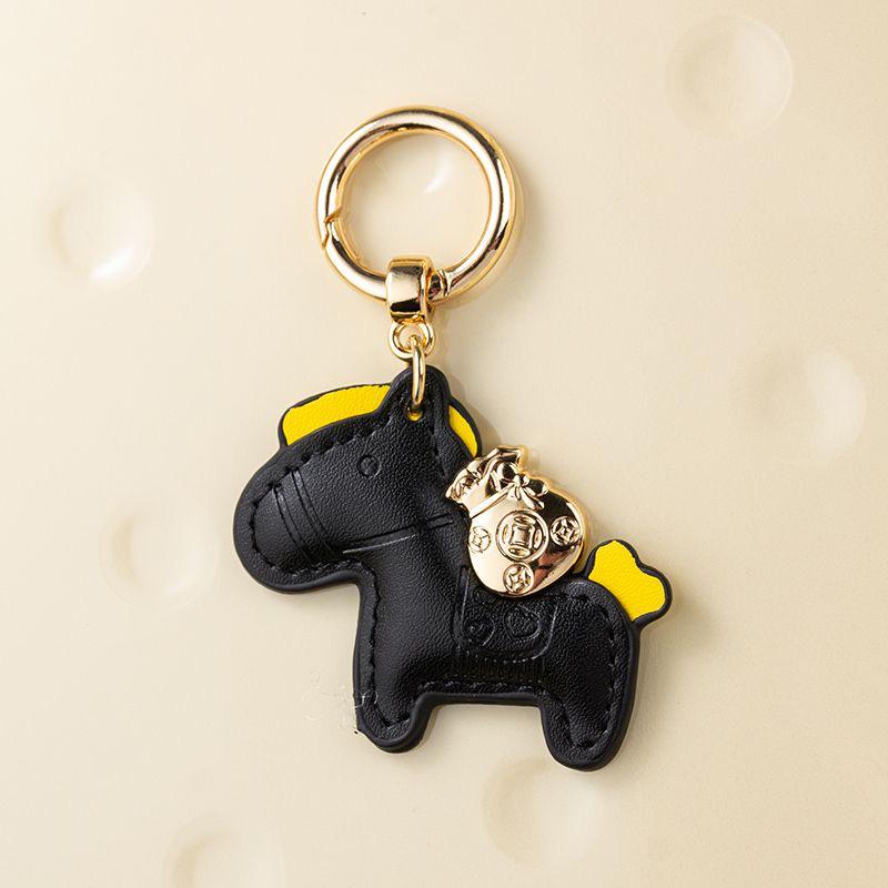 Immediate Wealth Cowhide Car Keychain: Exquisite, Simple, Unisex, Handmade Pendant