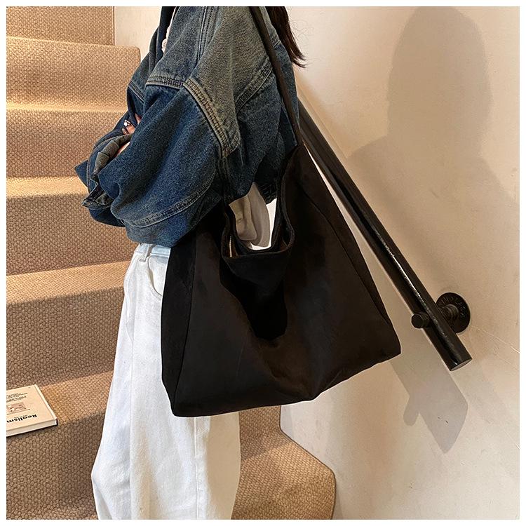 Miękka skórzana torba dojazdowa o dużej pojemności – nowy styl torby na ramię pod pachą do szkoły