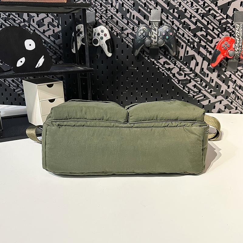 Axelväska Vattenavvisande Messenger Bag För Män Och Kvinnor Studenter Lätt Pendlar Crossbody-väska