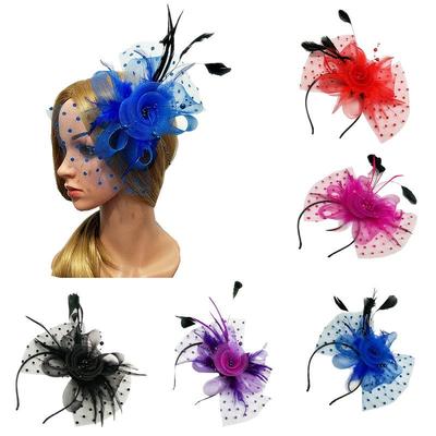 Kopfbedeckungen – Fascinators & Mini-Hüte