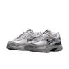 Nike נעלי סניקרס לגברים עם ריפוד נוח, תמיכה רכה ונושמת, גזרה נמוכה, בסגנון "אבא" 394055-105