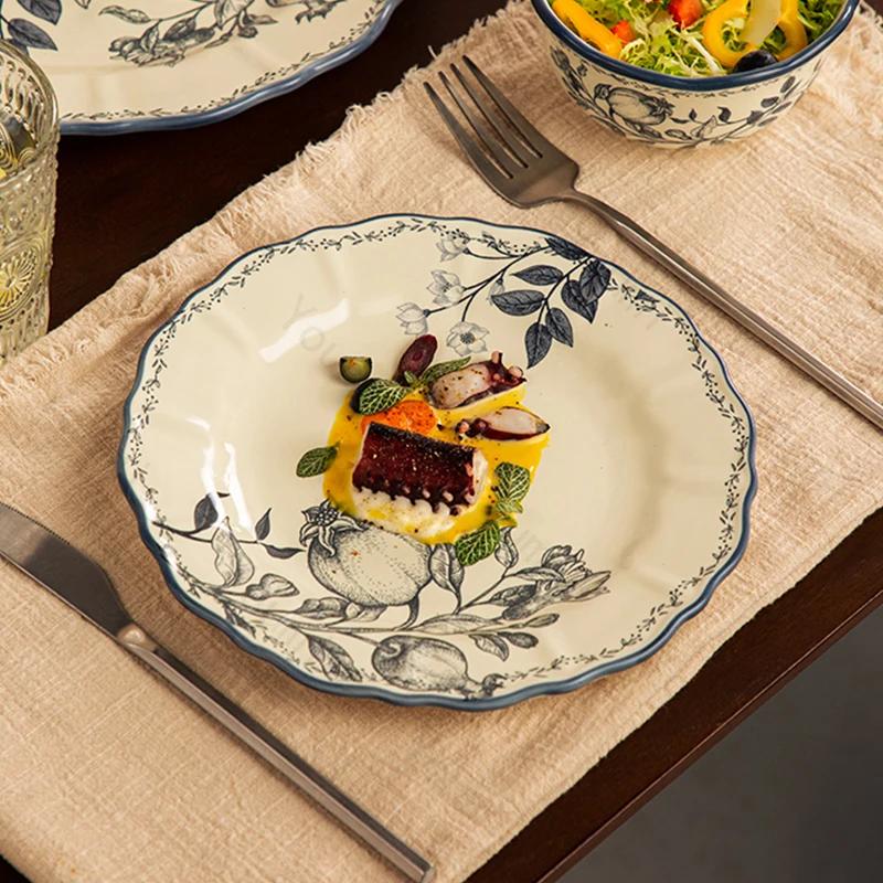 Plato de cerámica estilo palacio retro, ligero, de lujo, para postres, pasteles, pastas caseras, vajilla exquisita con flores.