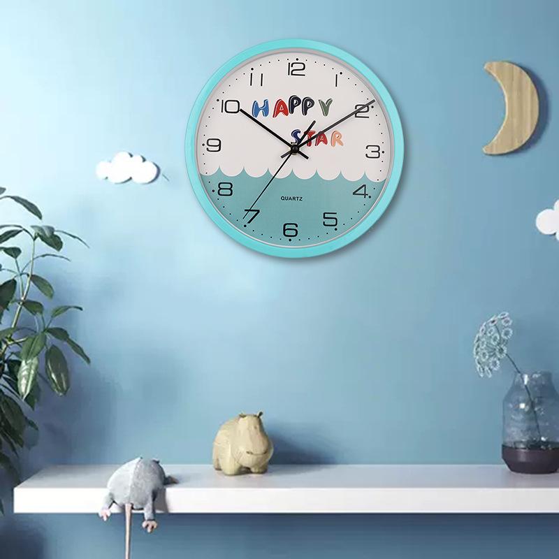 Мультяжные Простые Электронные Бесшумные Часы Креативные и Универсальные Настенные Часы без Перфорации Точный Шрифт Четкий Шрифт Кварцевые Часы Lake sky blue