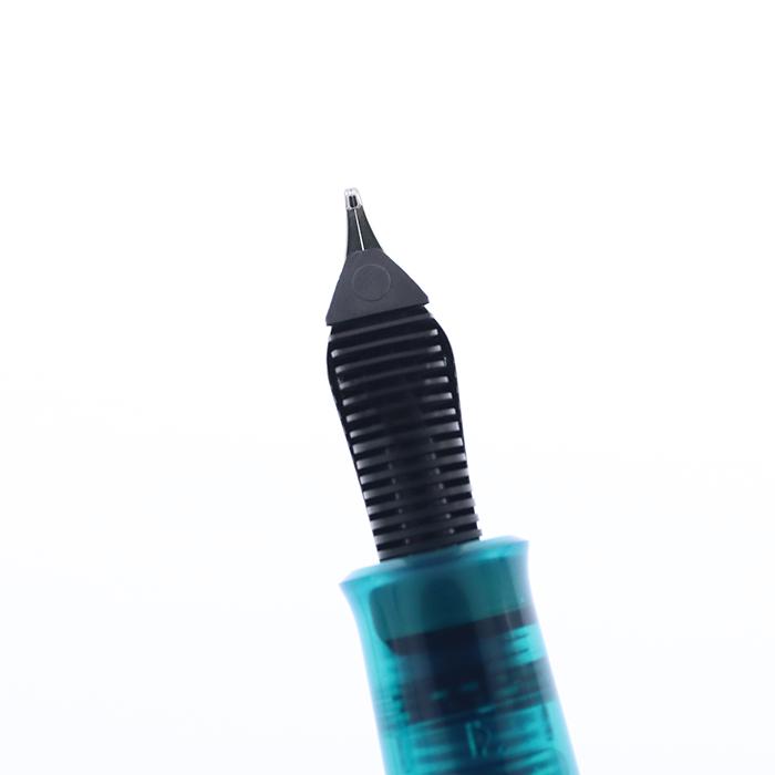 USED Pelikan Classic M205 Apatite Special Edition Fountain Pen – B Nib