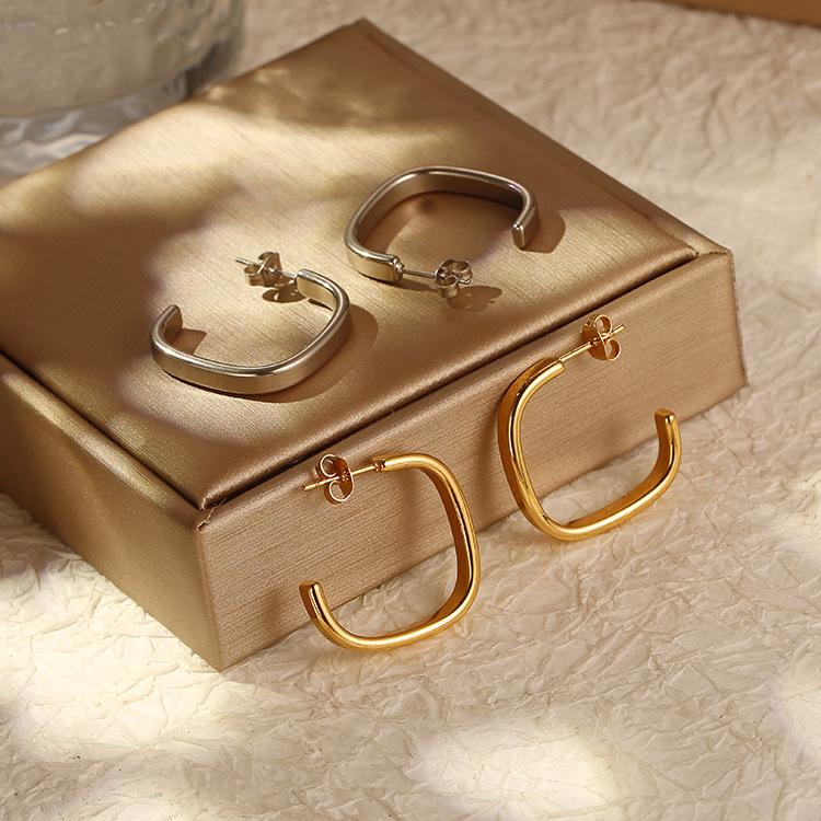 

Minimalist Retro Geometric Square Earrings & Ear Cuff