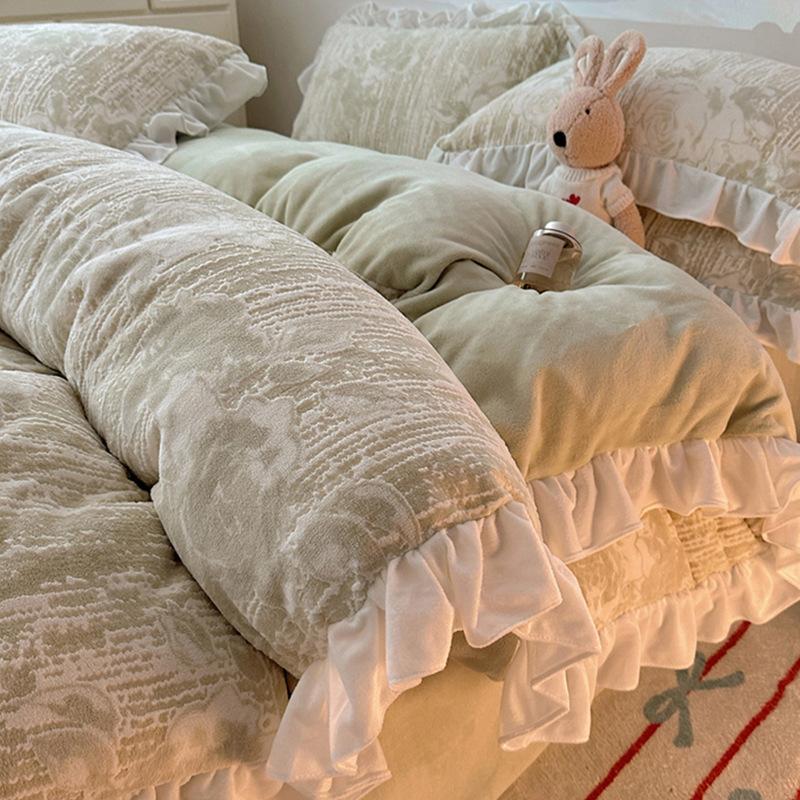 Double-Sided Thickened Milk Coral Fleece Bed Four-Piece Set Flannel Bedding Bed Skirt Fleece Sheet Quilt Cover