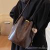 Manufacturer Trend 2025 New Winter Casual Fashion Bucket Vintage Shoulder Bag Versatile Armpit Handbag