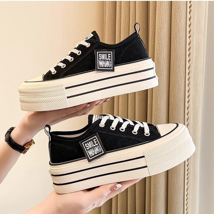 

Женские черные кроссовки на платформе на шнуровке, удобная обувь, модная уличная спортивная парусиновая обувь 35EU/CN36 чёрный