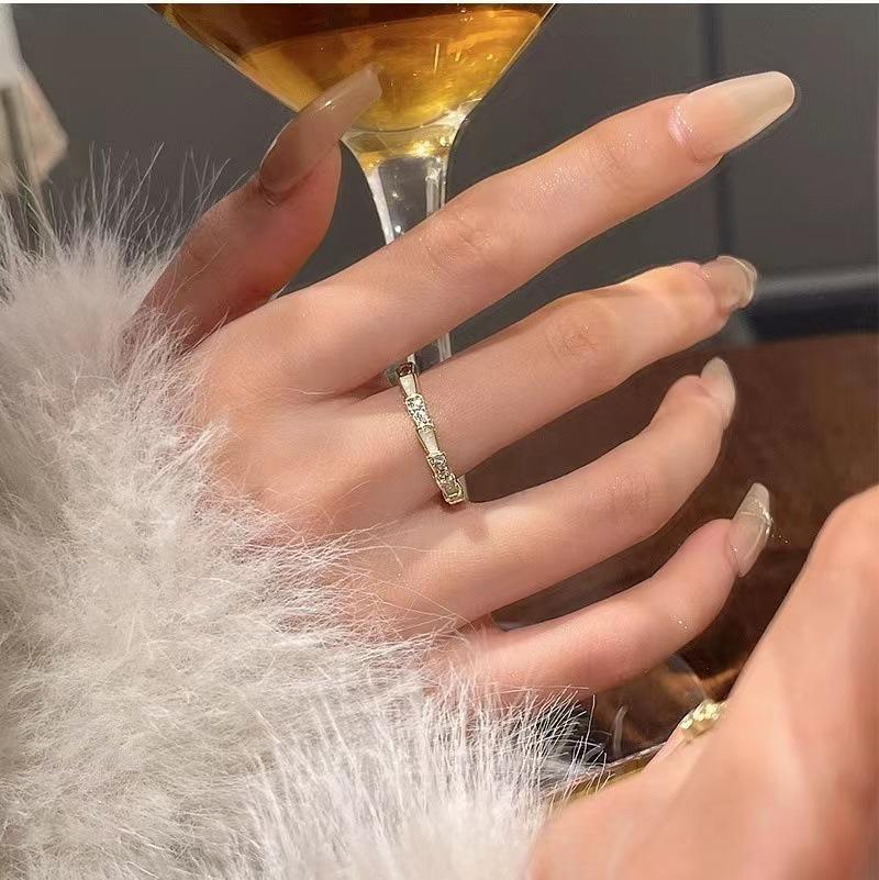 Bague ouverte polyvalente style coréen: Tempérament Élégant, Design de Personnalité Simple pour Femmes et Couples