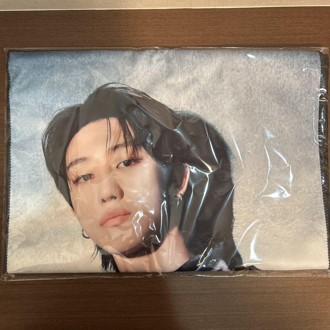 

[USED] SEVENTEEN RIGHT HERE JAPAN Towel THE8