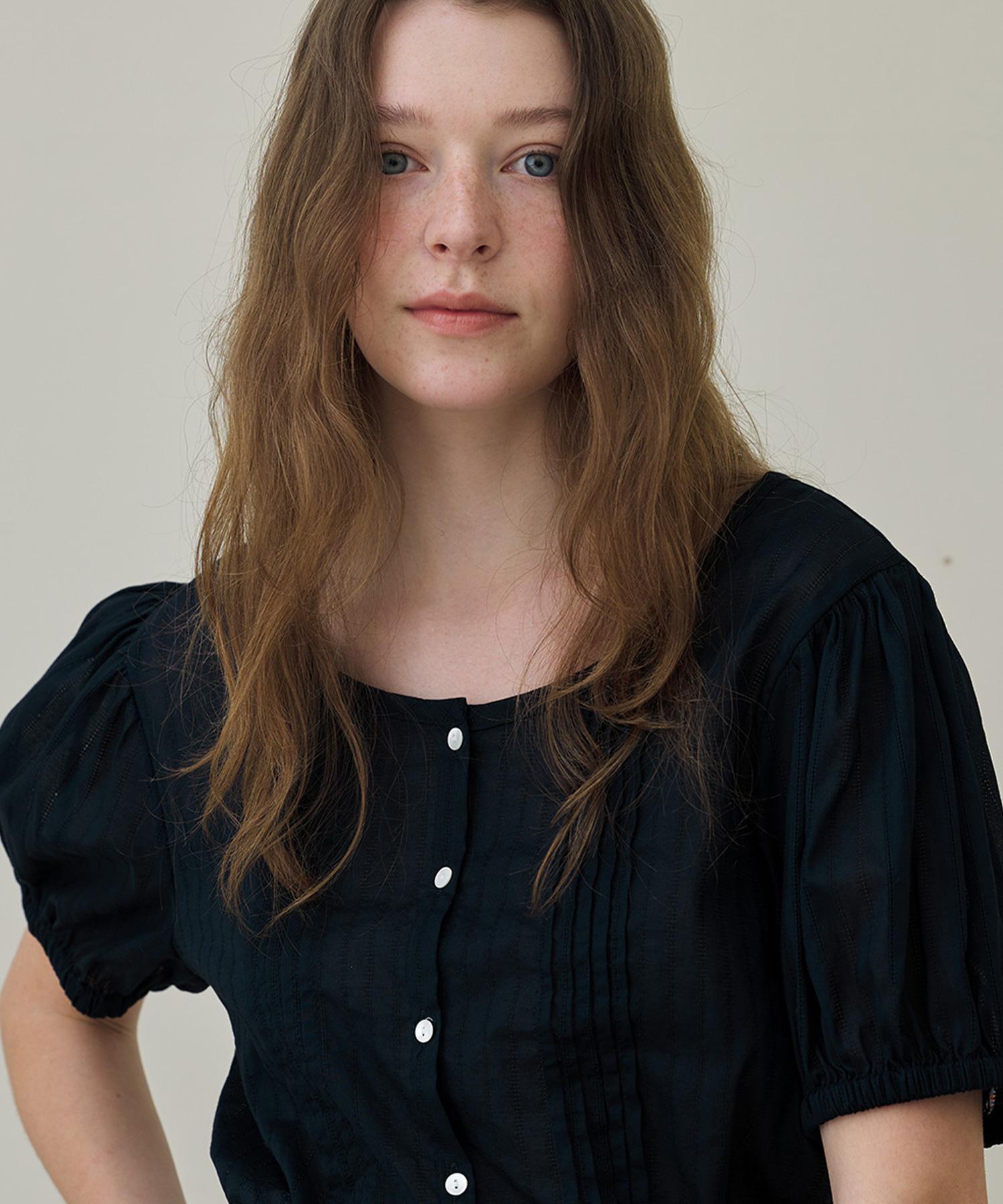 Button Doby Pleats Blouse (Navy) Navy