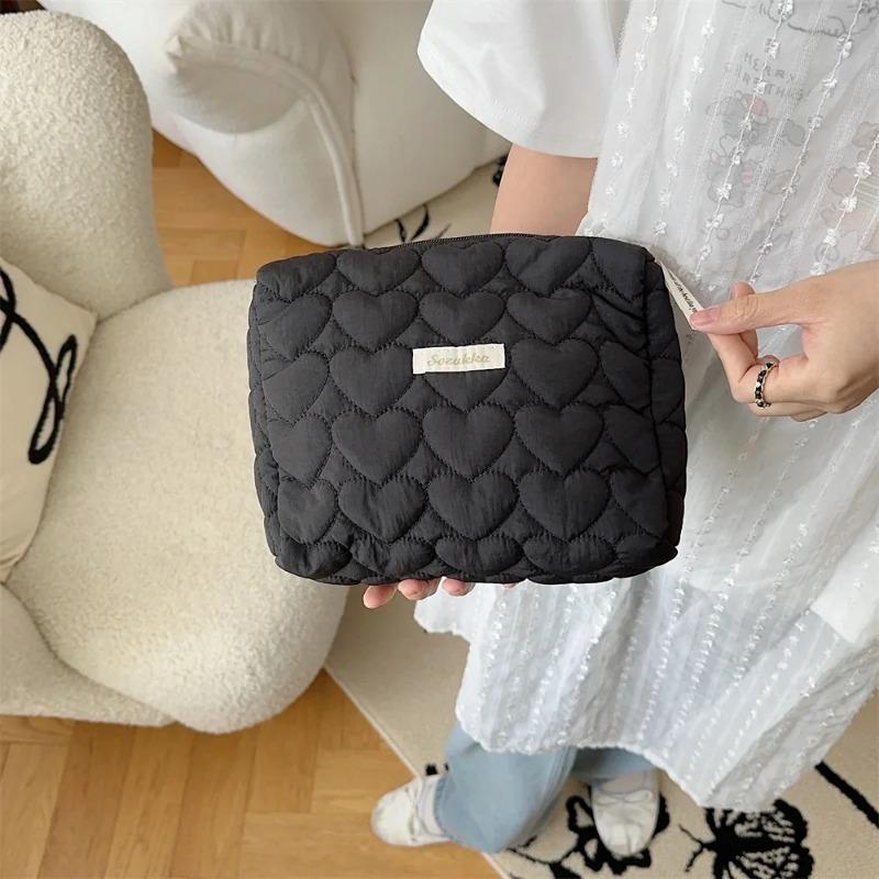 Sweet Flower Women's Quilting Cosmetic Bag Large Capacity Ladies Love Makeup Case Female Travel Storage Bags Clutch Handbags