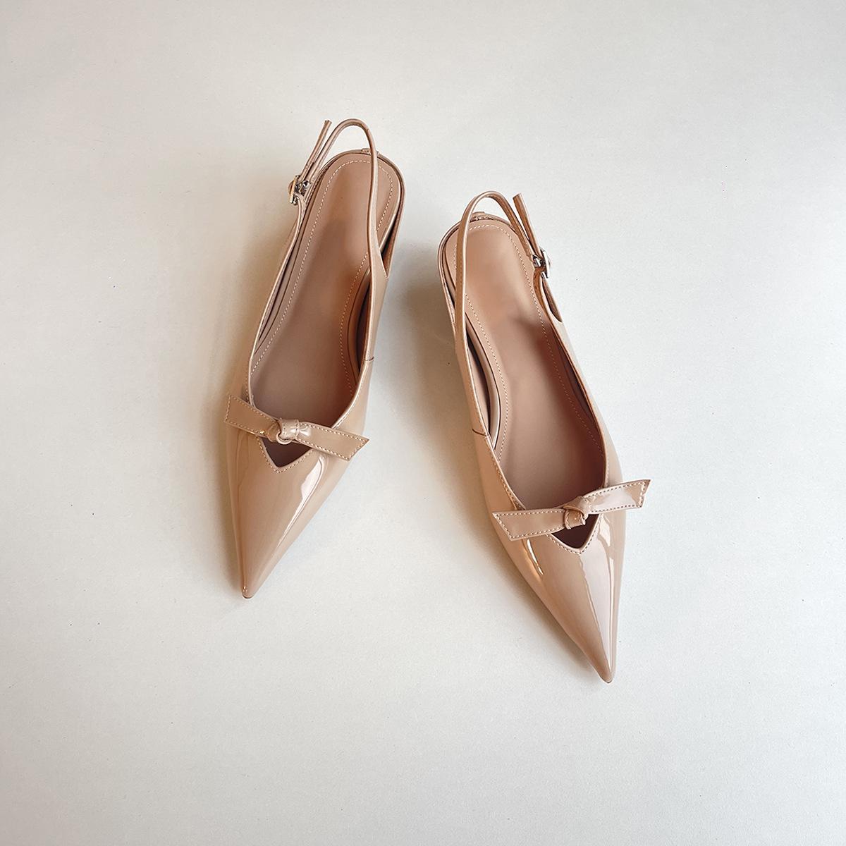 

Sheepskin version~ French gentle blue bow patent leather back empty single shoes women s pointed head temperament light mouth bag head sandals 40